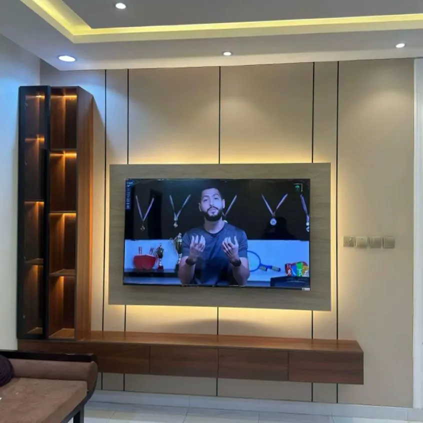 معلم ديكورات تلفزيون ومرايا حي القويعية