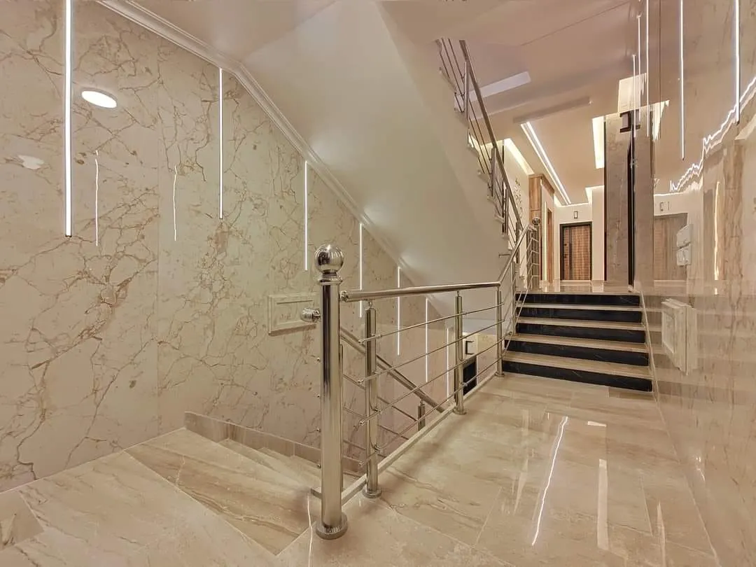 أفضل معلم دهانات وديكورات في حي القيروان بالرياض 