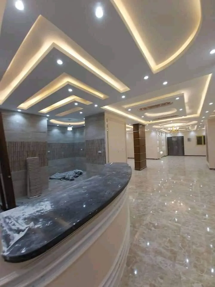 معلم ديكورات حي المنصورية في وسط مدينة الرياض