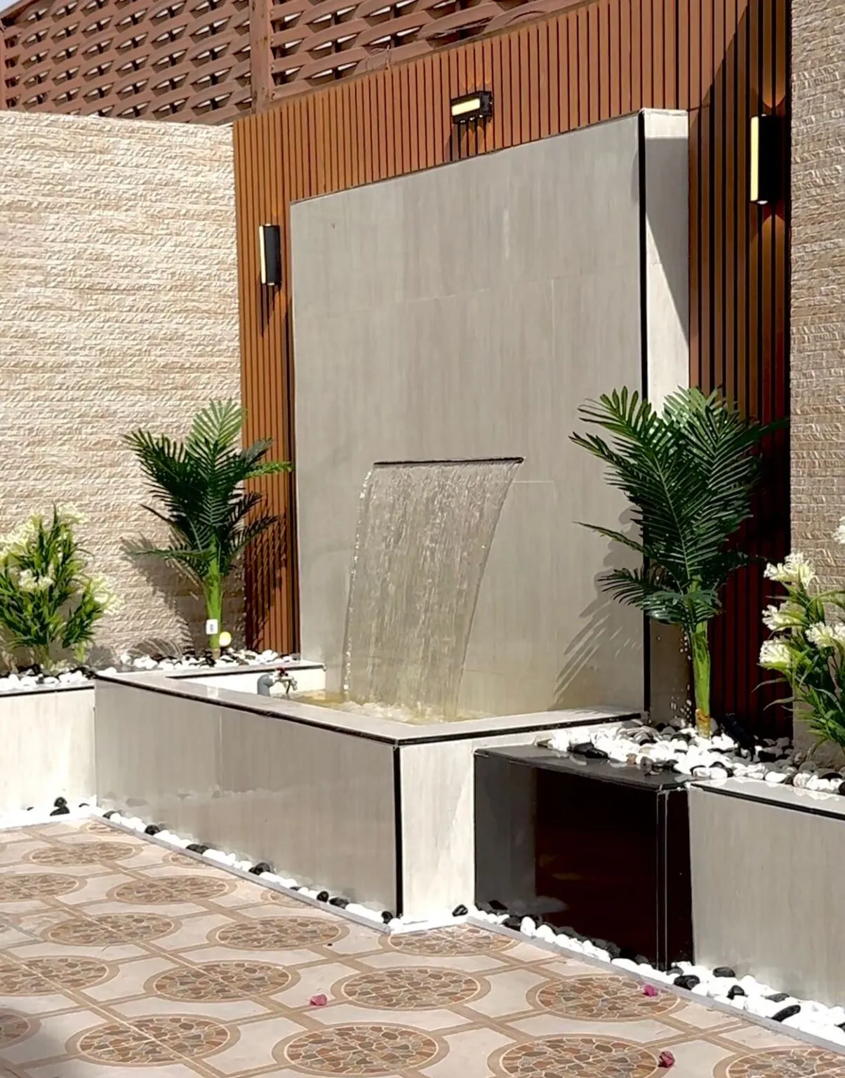 ديكورات الرياض لتنسيق حدائق احواش لفلل ومنازل بالرياض