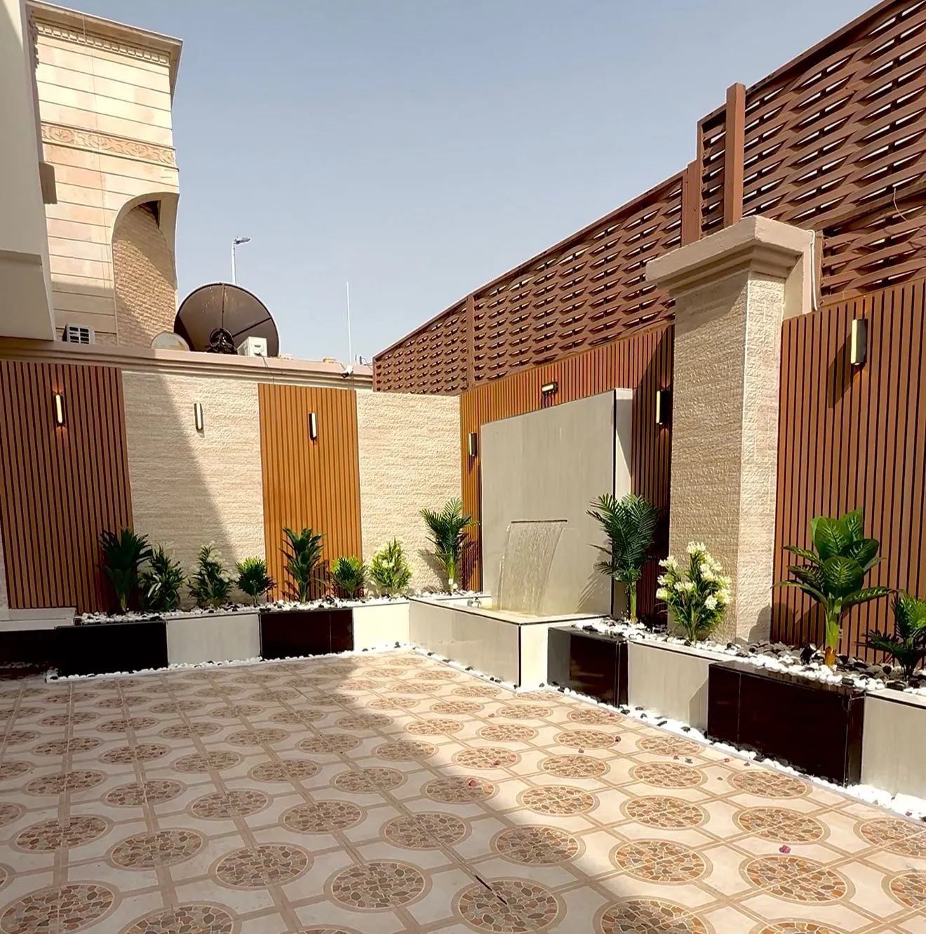 ديكورات الرياض لتنسيق حدائق احواش لفلل ومنازل بالرياض