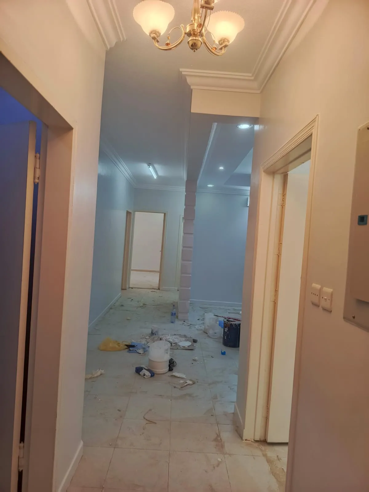 دهانات وديكورات عصرية وديكورات مرايا حديثة ومبتكرة لعام2026 