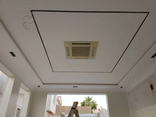 أحدث دهانات الديكورات في حي الديرة 2026 بين الهدوء والجرأة