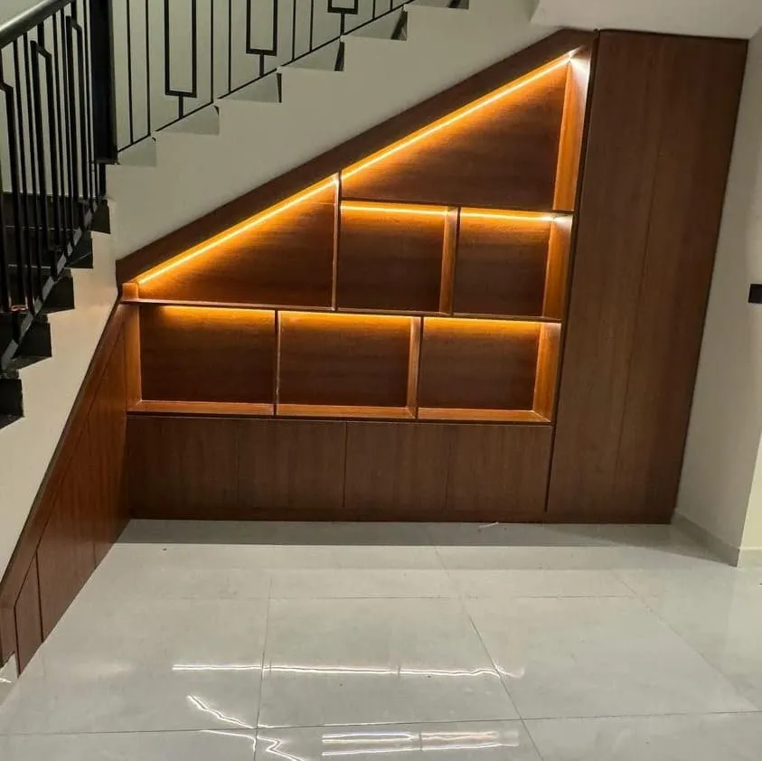 معلم دهانات وديكورات فوم وبديل الشيبورد ودواليب في حي الملز 